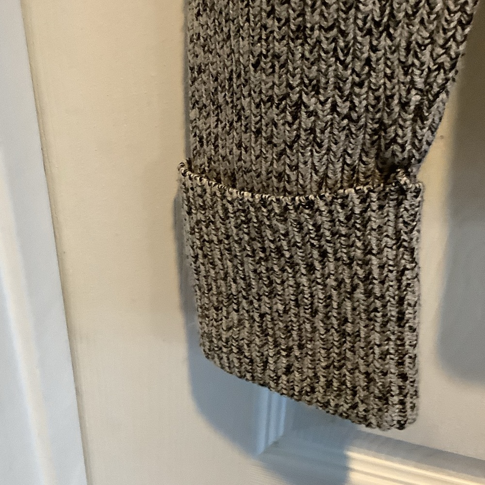 Theory Heathered Gray Crew Neck Sweater,‎ wool blend - Picture 10 of 11